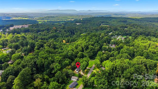 419 Rockyford Street, Morganton, NC 28655