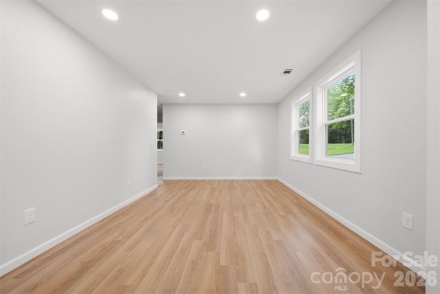 419 Rockyford Street, Morganton, NC 28655