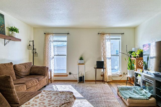 502 N 6TH STREET, Waterford, WI 53185