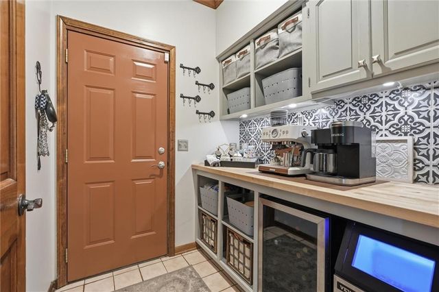 12724 Catalina Street, Leawood, KS 66209