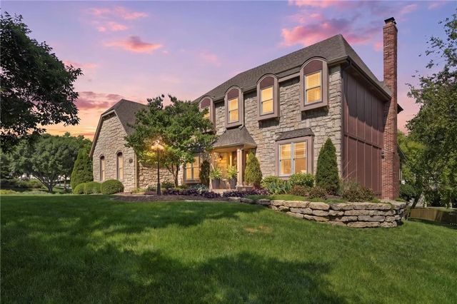 12724 Catalina Street, Leawood, KS 66209