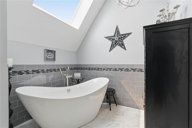 12724 Catalina Street, Leawood, KS 66209