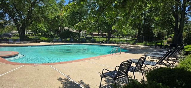 12724 Catalina Street, Leawood, KS 66209