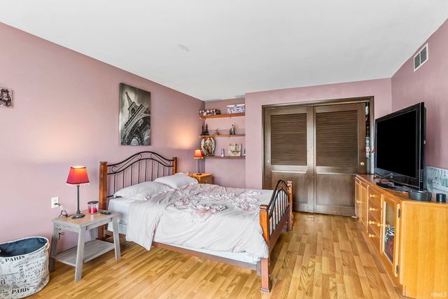 1426 Lakewood Drive, Fort Wayne, IN 46819