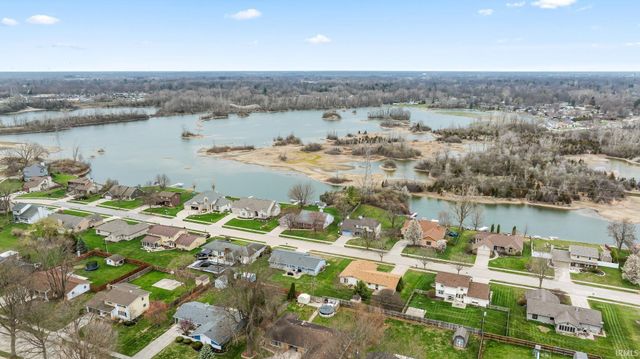 1426 Lakewood Drive, Fort Wayne, IN 46819