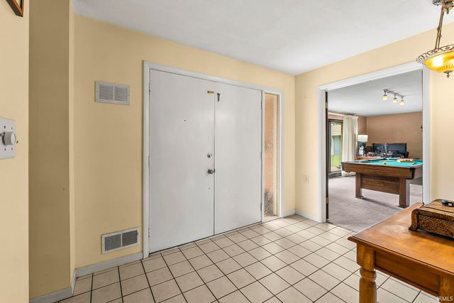 1426 Lakewood Drive, Fort Wayne, IN 46819