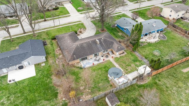 1426 Lakewood Drive, Fort Wayne, IN 46819