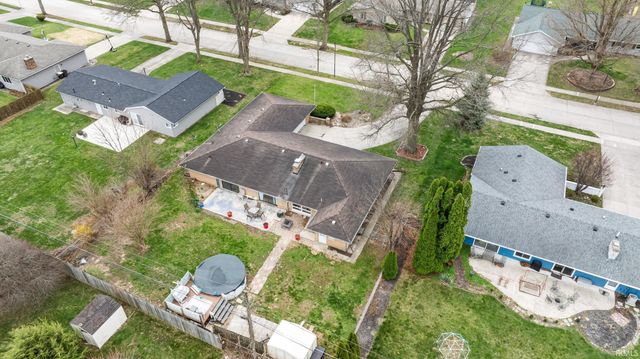 1426 Lakewood Drive, Fort Wayne, IN 46819