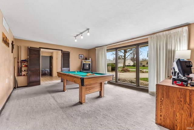 1426 Lakewood Drive, Fort Wayne, IN 46819