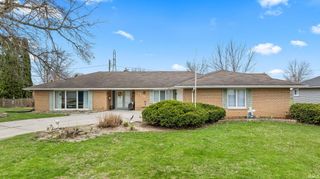 1426 Lakewood Drive, Fort Wayne, IN 46819
