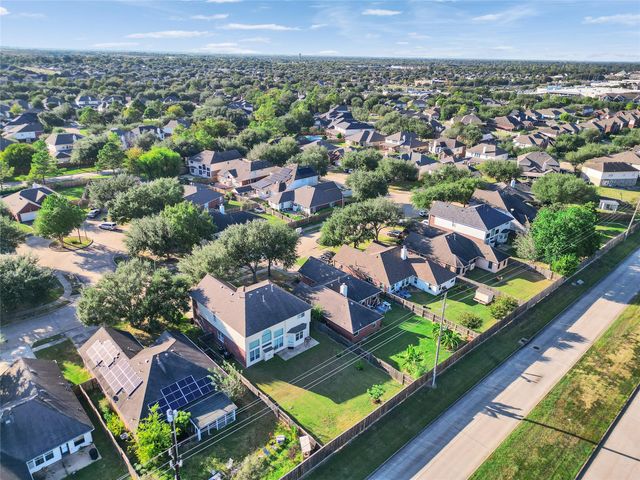 10723 Fletcher Bridge Lane, Sugar Land, TX 77498