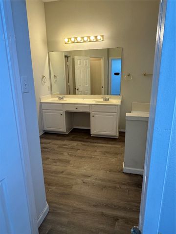2013 Terence Lane, Lewisville, TX 75067