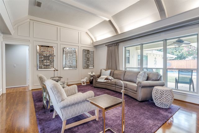 6902 Brentfield Drive, Dallas, TX 75248