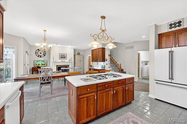 237 Saint Andrews Drive, St Albans, MO 63073