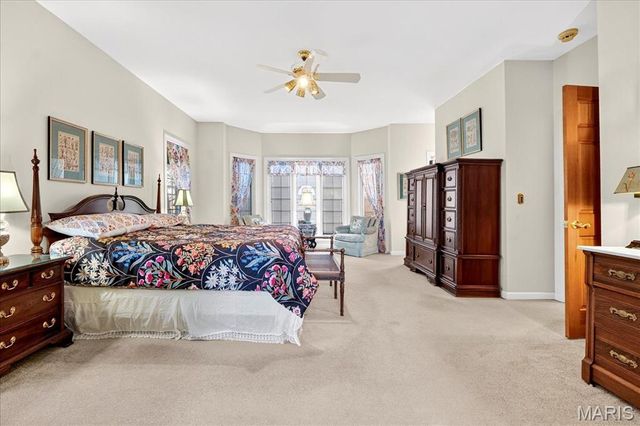 237 Saint Andrews Drive, St Albans, MO 63073