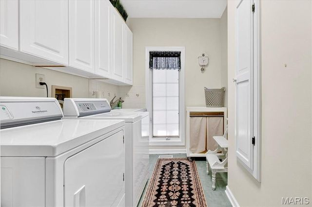 237 Saint Andrews Drive, St Albans, MO 63073