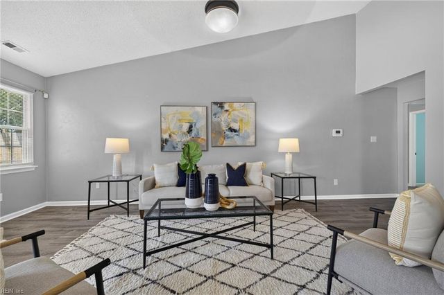 993 Culver LN, Virginia Beach, VA 23454