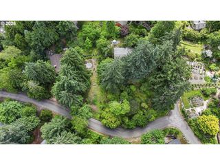 Sw 16TH Dr, Portland, OR 97219