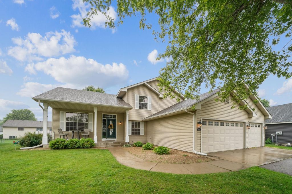 819 Lodge Drive, Jordan, MN 55352