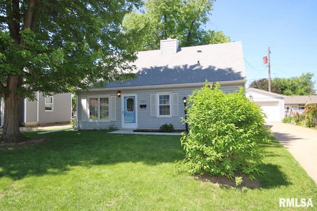 305 MANOR Street, Pekin, IL 61554