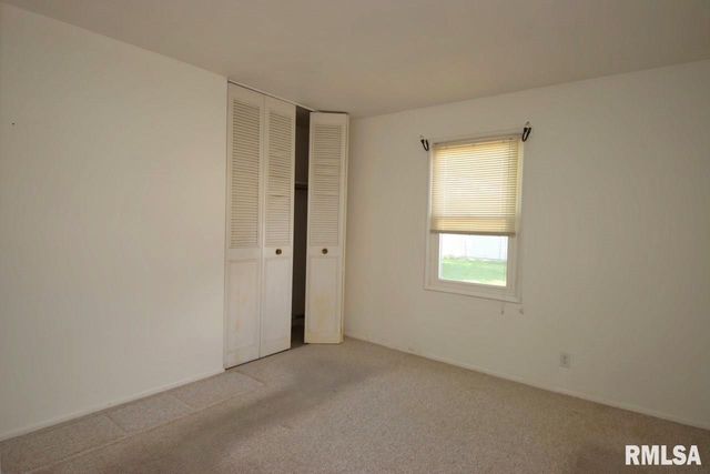 305 MANOR Street, Pekin, IL 61554