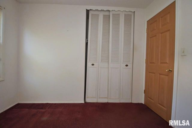 305 MANOR Street, Pekin, IL 61554