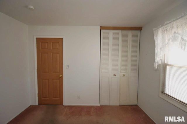 305 MANOR Street, Pekin, IL 61554