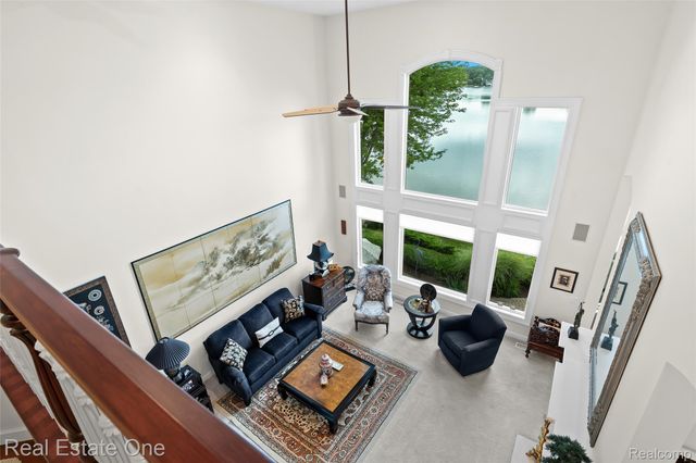 16048 Pine Bluff Court, Fenton Charter Township, MI 48430