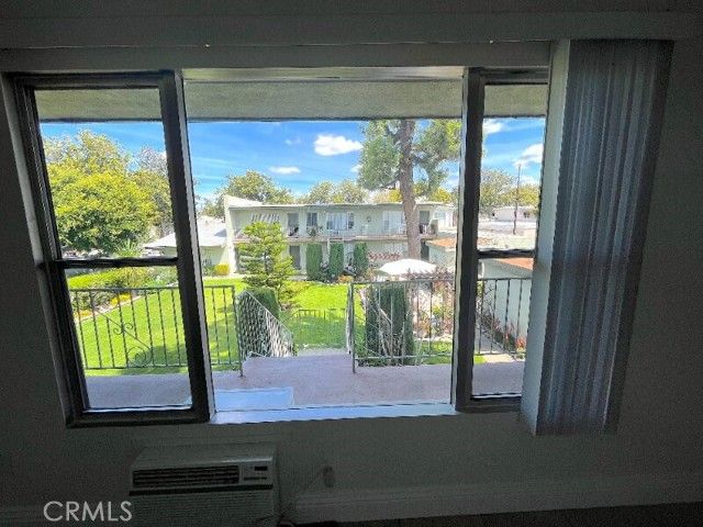 142 S Princeton Avenue 6, Fullerton, CA 92831