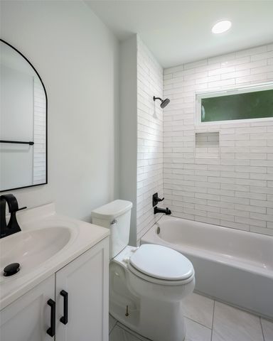 10877 Mandalay Drive, Dallas, TX 75228
