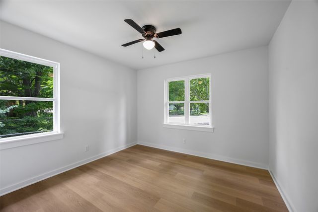 10877 Mandalay Drive, Dallas, TX 75228