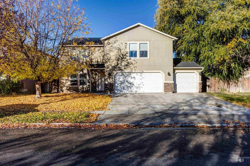 23 N Amanda Dr, Nampa, ID 83651