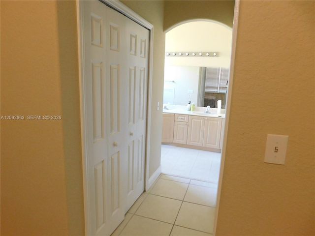 21800 SW 184th Place, Miami, FL 33170
