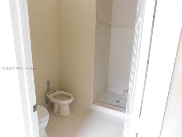 21800 SW 184th Place, Miami, FL 33170