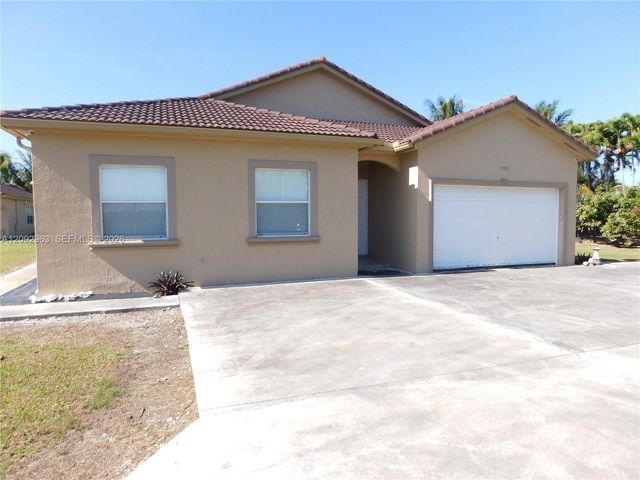 21800 SW 184th Place, Miami, FL 33170