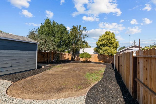 2153 Perkins Way, Sacramento, CA 95818