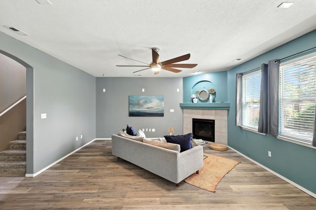 7220 HEARTHSTONE Road NW, Albuquerque, NM 87114