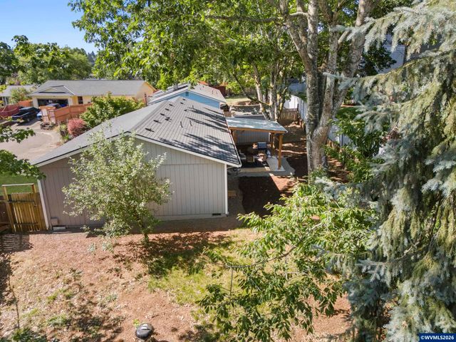 5302 Nestucca Ct S, Salem, OR 97306