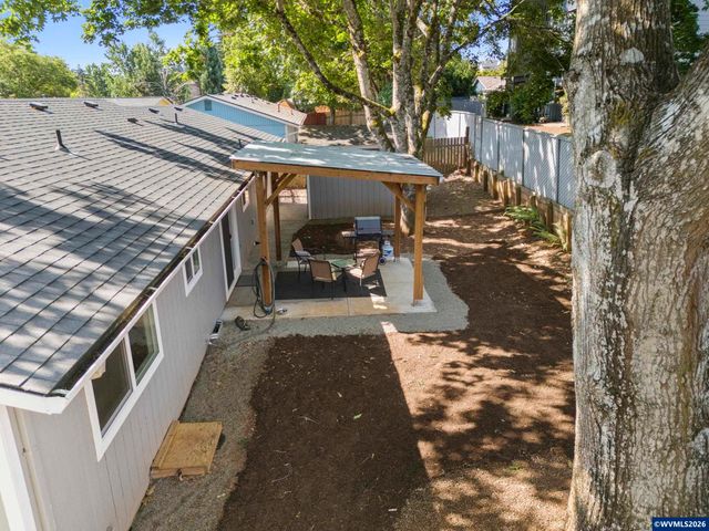 5302 Nestucca Ct S, Salem, OR 97306