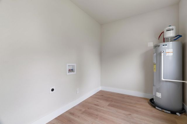 1404 E Baltimore Avenue, Fort Worth, TX 76104