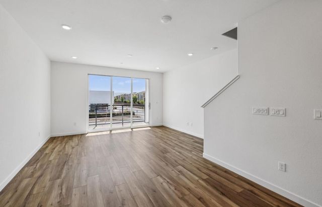 1377 California Circle, Milpitas, CA 95035