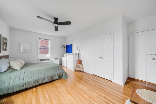 7615 35th Avenue 4E, Jackson Heights, NY 11372