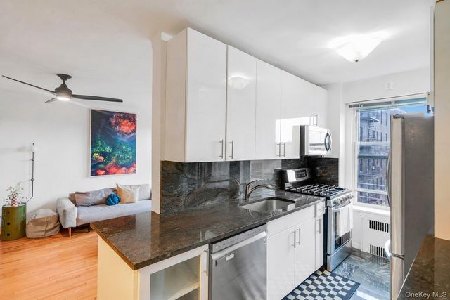 7615 35th Avenue 4E, Jackson Heights, NY 11372