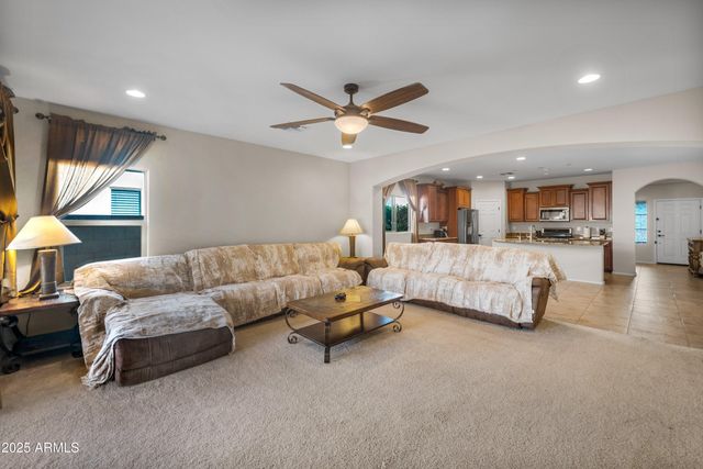 2494 N PETERSBURG Drive, Florence, AZ 85132