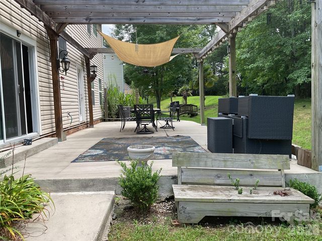 935 Wind Carved Lane, Monroe, NC 28110