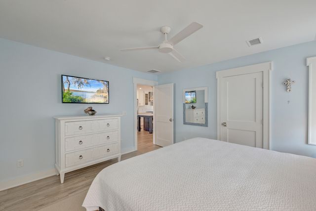 21 Beachside Drive, Isle Of Palms, SC 29451