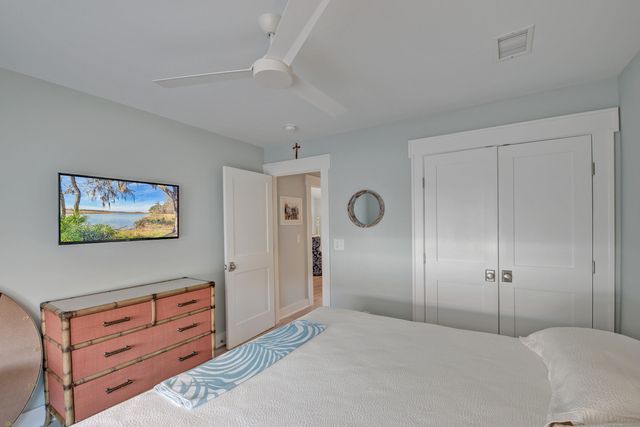 21 Beachside Drive, Isle Of Palms, SC 29451