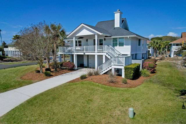 21 Beachside Drive, Isle Of Palms, SC 29451