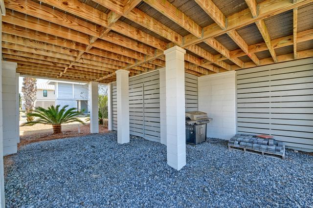 21 Beachside Drive, Isle Of Palms, SC 29451