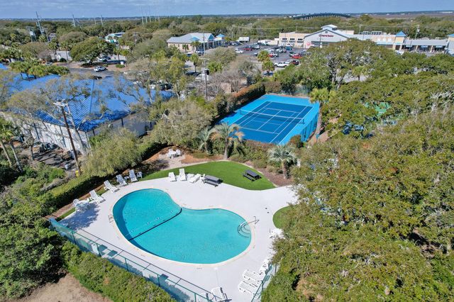 21 Beachside Drive, Isle Of Palms, SC 29451